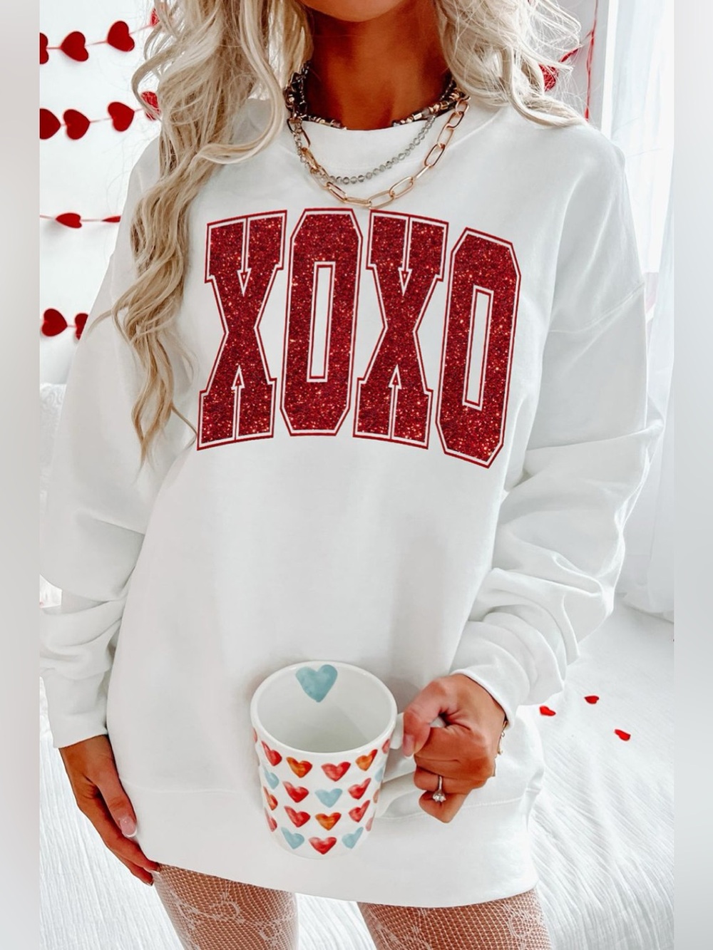 Valentine’s Day XOXO Glitter Round Neck Sweatshirt